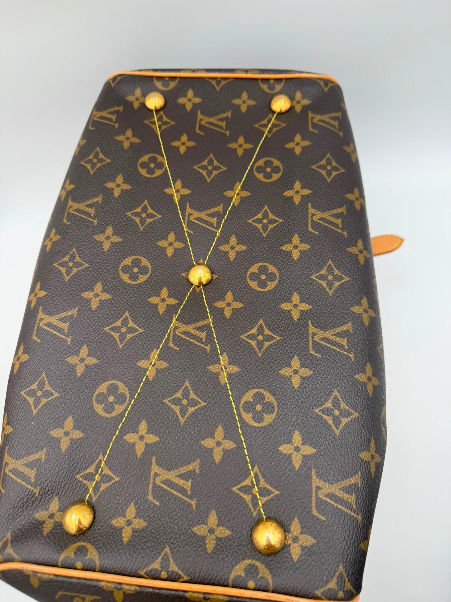 Louis Vuitton Monogram Tivoli GM
