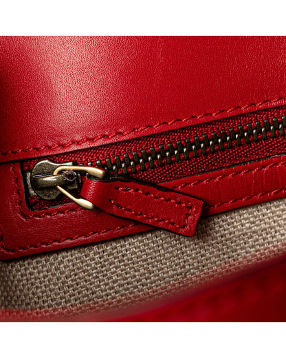 Medium Leather Crossbody Bag with Detachable Strap and Interior Pockets