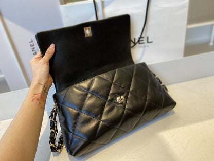 Chanel Luxury Handbag Style 640