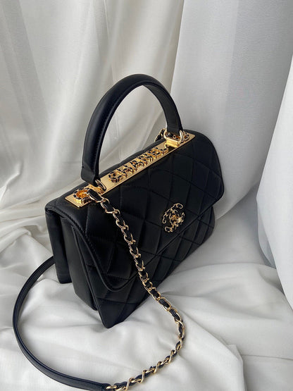 Chanel Luxury Handbag Style 132
