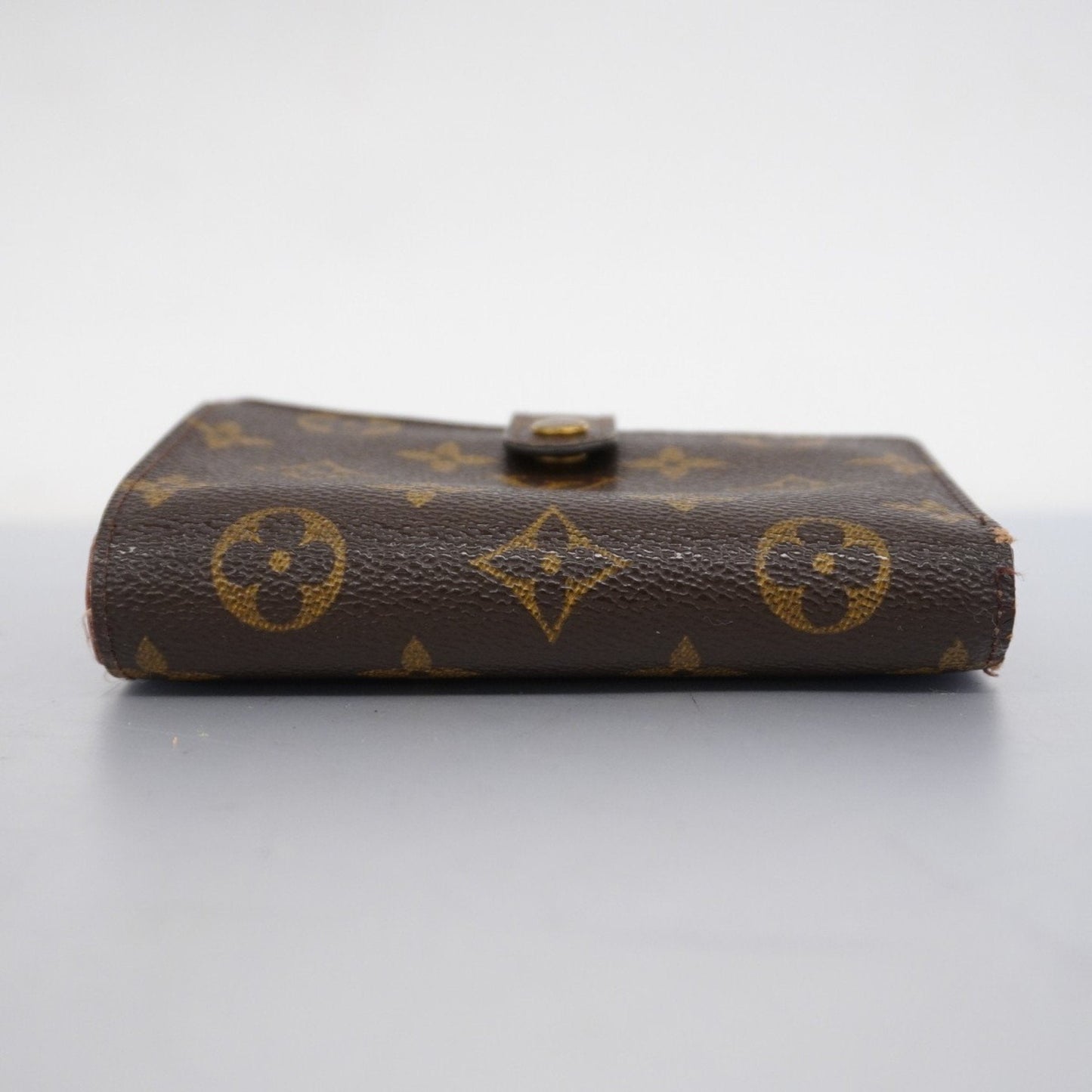 Louis Vuitton  Wallet (Bi-Fold)