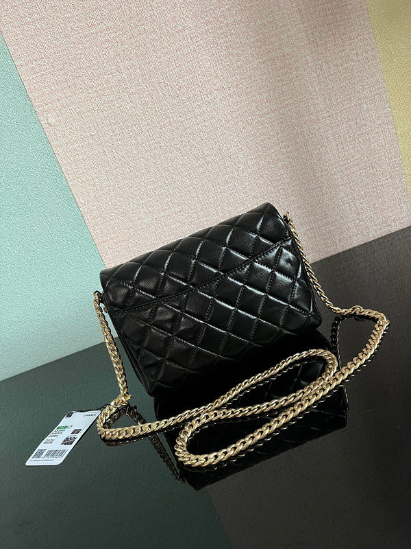 Chanel Luxury Handbag Style 39