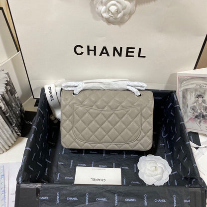 Chanel Luxury Handbag Style 152