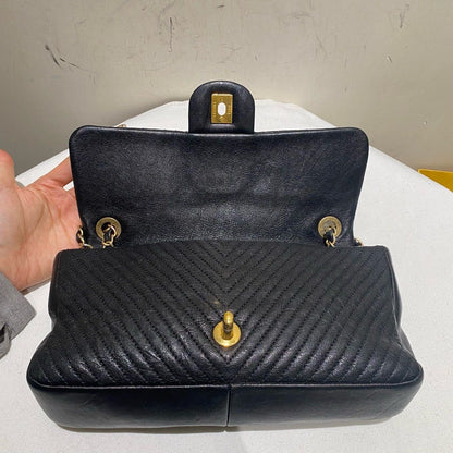 Chanel Black Classic Flap  crossbody bagin Leather IMG_6298