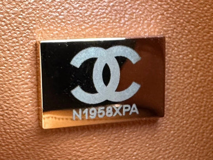 Chanel Luxury Handbag Style 370