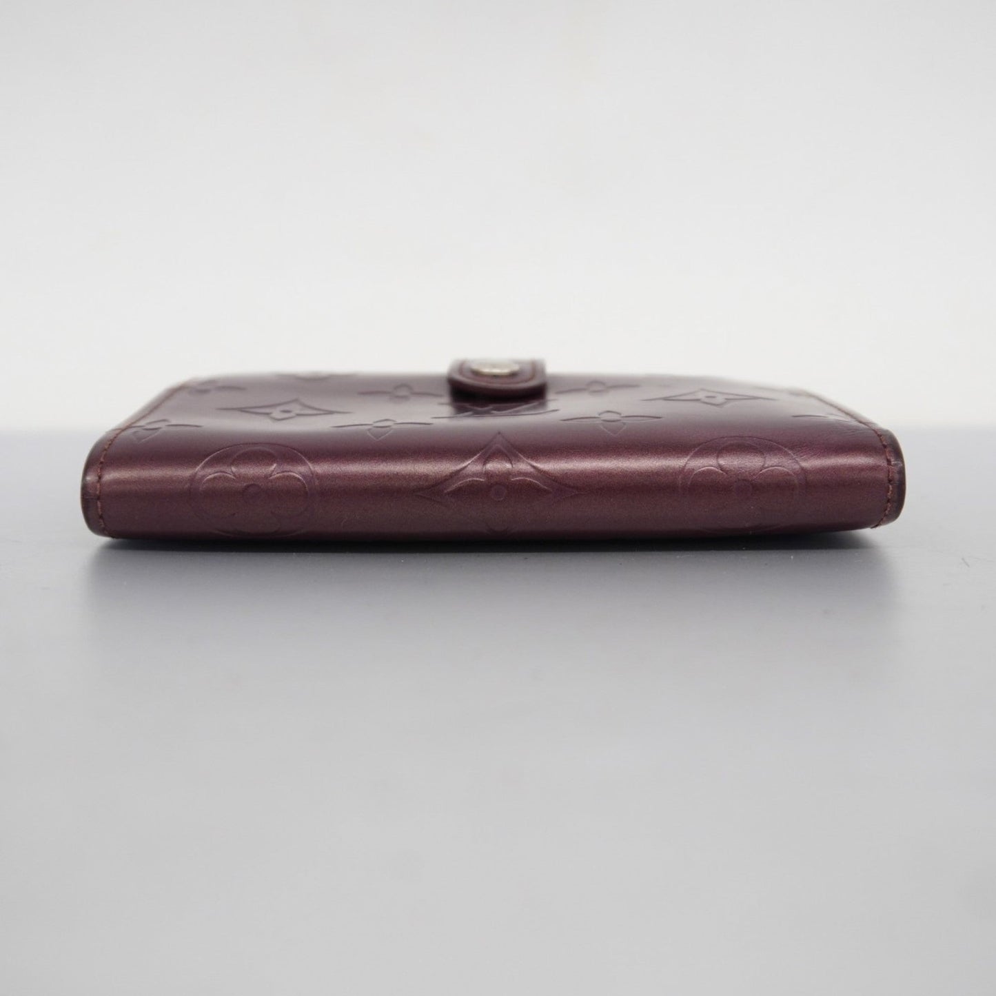 Louis Vuitton  Wallet (Bi-Fold)