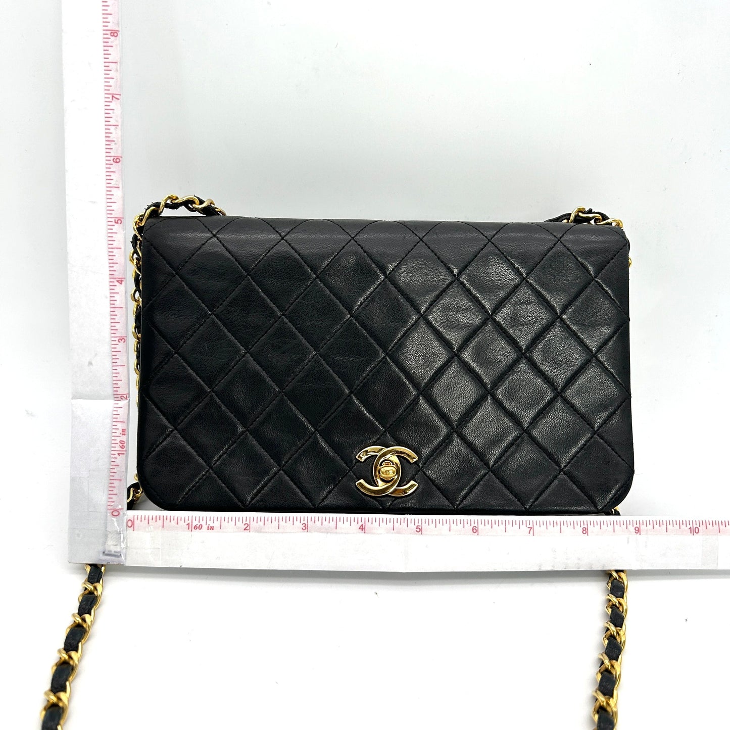 Chanel Quilted Flap Black Crossbody Bag in Lambskin ch88241dr