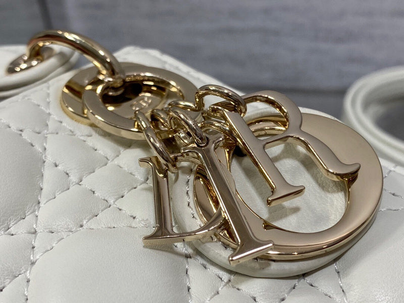 Chanel Luxury Handbag Style 351