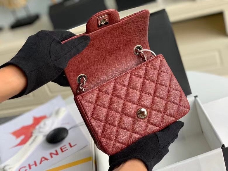 Chanel Luxury Handbag Style 285