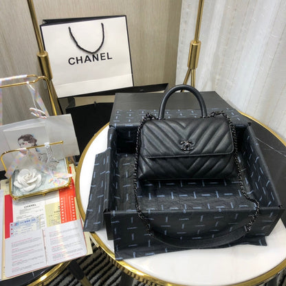 Chanel Luxury Handbag Style 521