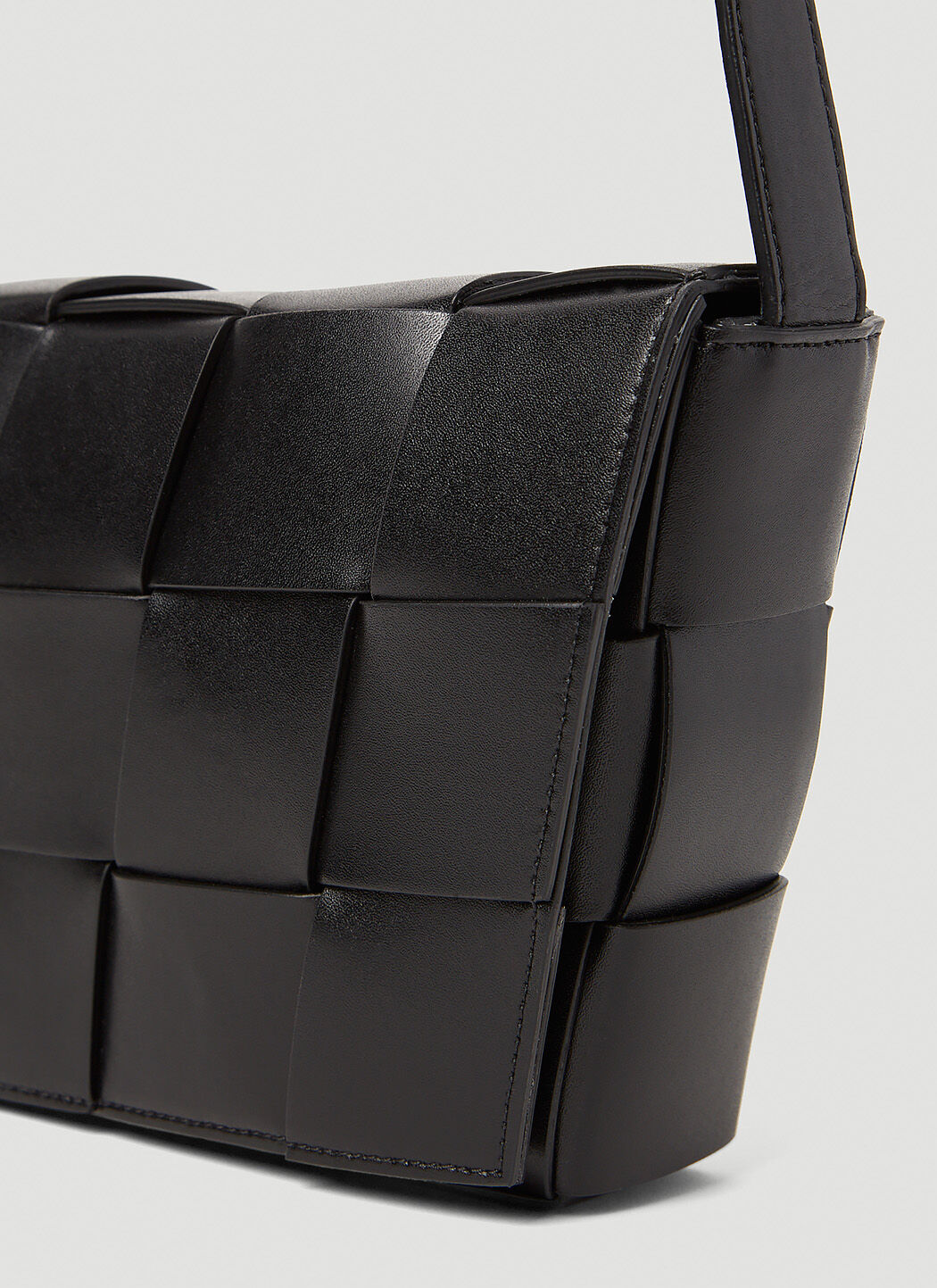 Bottega Veneta Men Speed Cassette Medium Crossbody Bag