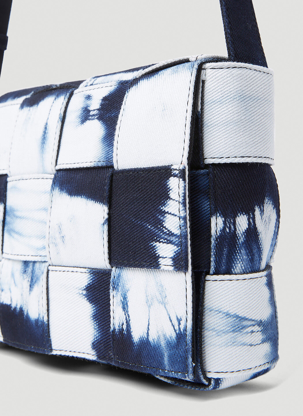 Bottega Veneta Men Cassette Crossbody Bag