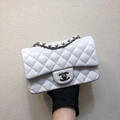 Chanel Luxury Handbag Style 162