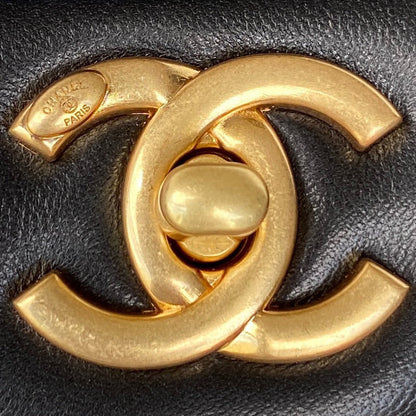 Chanel Luxury Handbag Style 415