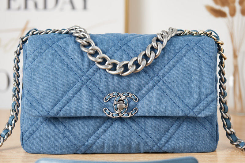 Chanel Luxury Handbag Style 459