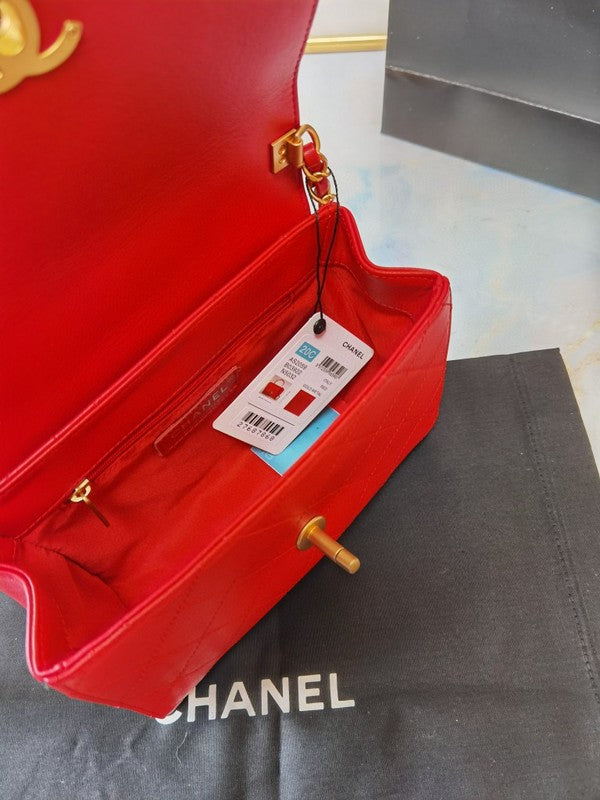 Chanel Luxury Handbag Style 637