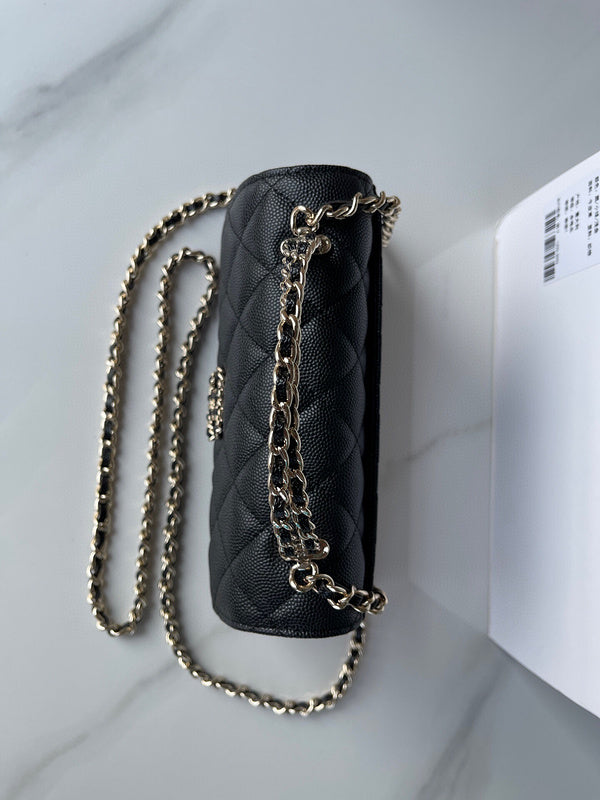Chanel Luxury Handbag Style 94