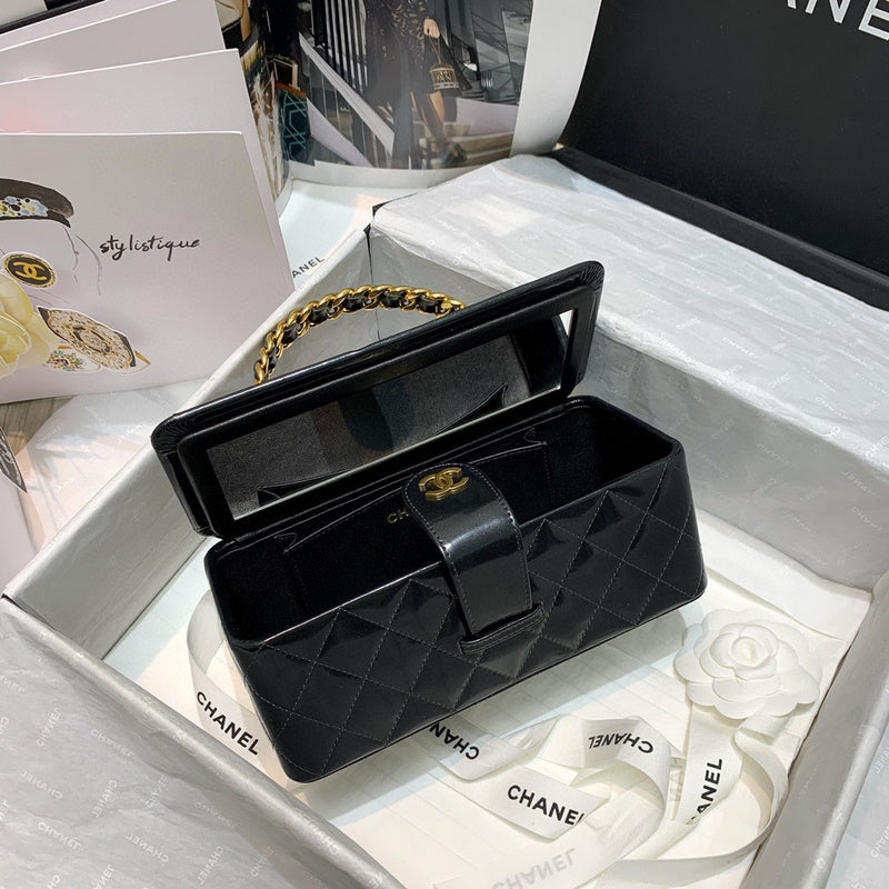 Chanel Luxury Handbag Style 564
