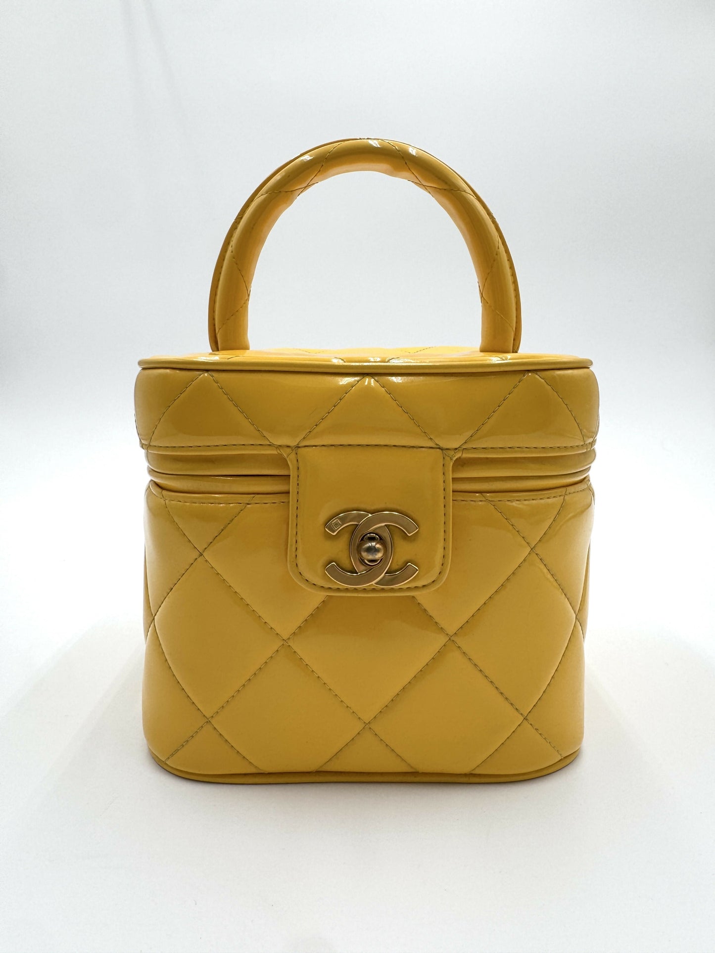 Chanel 1995 Barbie Yellow Heart-Mirror Vanity Case Bag