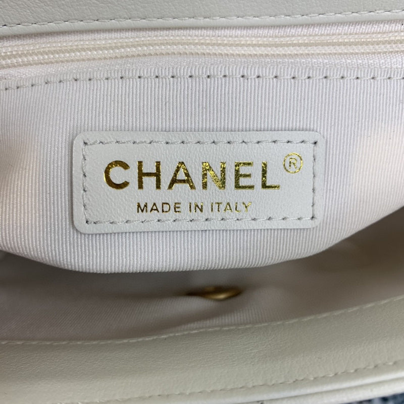 Chanel Luxury Handbag Style 500
