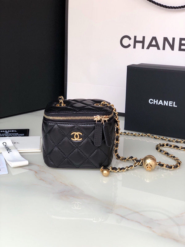 Chanel Luxury Handbag Style 139