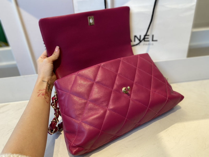 Chanel Luxury Handbag Style 601