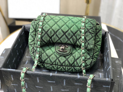 Chanel Luxury Handbag Style 523