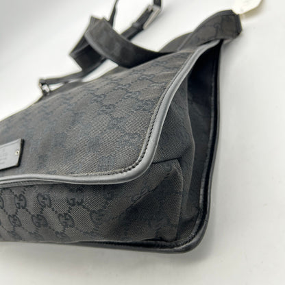 Gucci Black GG Canvas Crossbody Bag gu9909cc