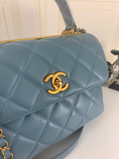 Chanel Luxury Handbag Style 401