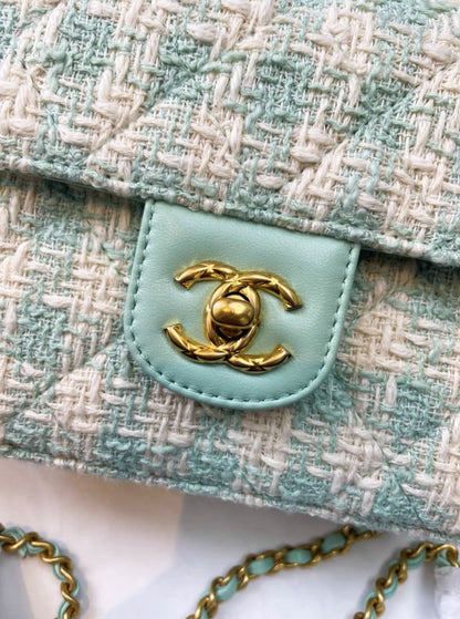 Chanel Luxury Leather Green Handbag