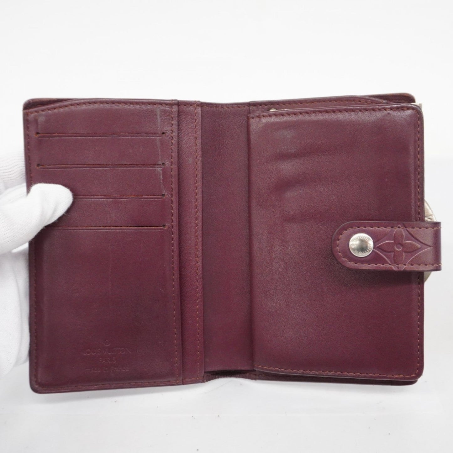 Louis Vuitton  Wallet (Bi-Fold)