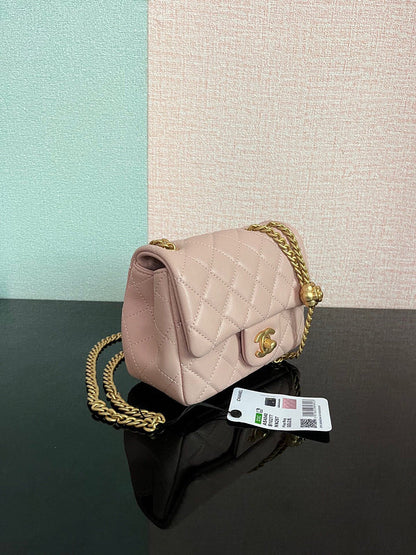 Chanel Luxury Handbag Style 67