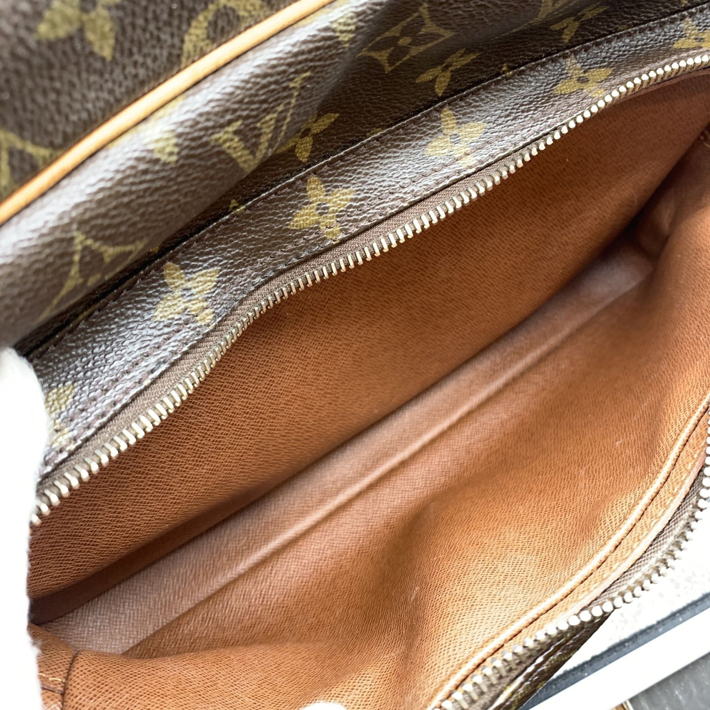 Louis Vuitton Crossbody Bag Vintage Nil