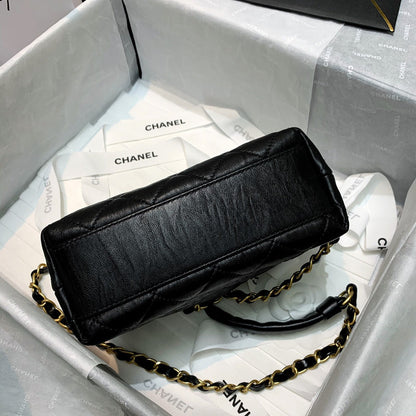 Chanel Luxury Handbag Style 608