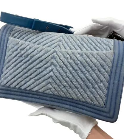Boy crossbody bag Chanel Blue in Denim - Jeans B24-58 B24-85
