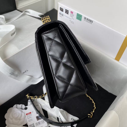 Chanel Luxury Handbag Style 211
