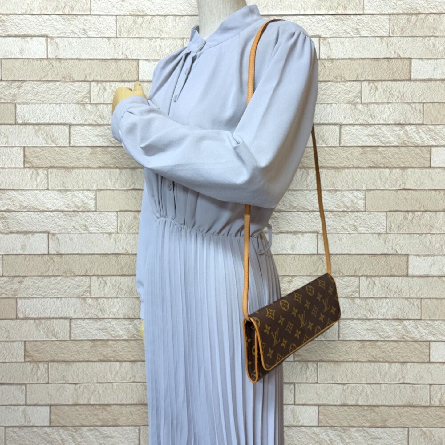 Louis Vuitton  Monogram Pochette Shoulder Bag