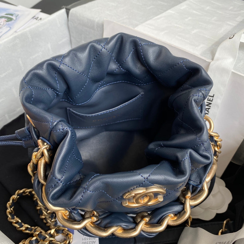 Chanel Luxury Handbag Style 648
