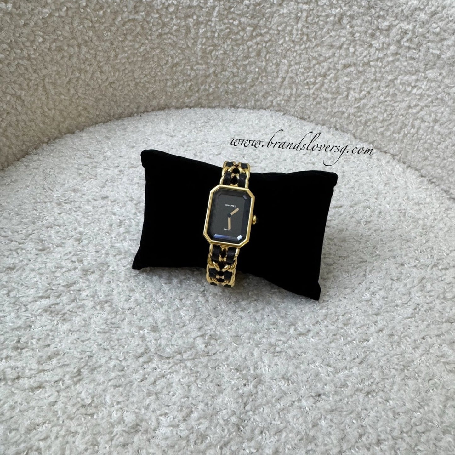 Chanel Vintage Premiere Watch in 24K Gold Plated HW and Black Leather Size M (Year 1991)
