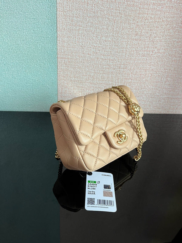 Chanel Luxury Handbag Style 82