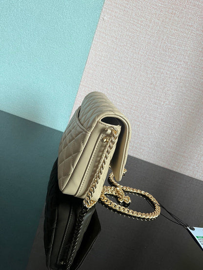 Chanel Luxury Handbag Style 52
