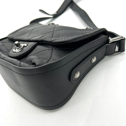 Chanel black quilted lambskin Country mini crossbody bag  ch66252cv