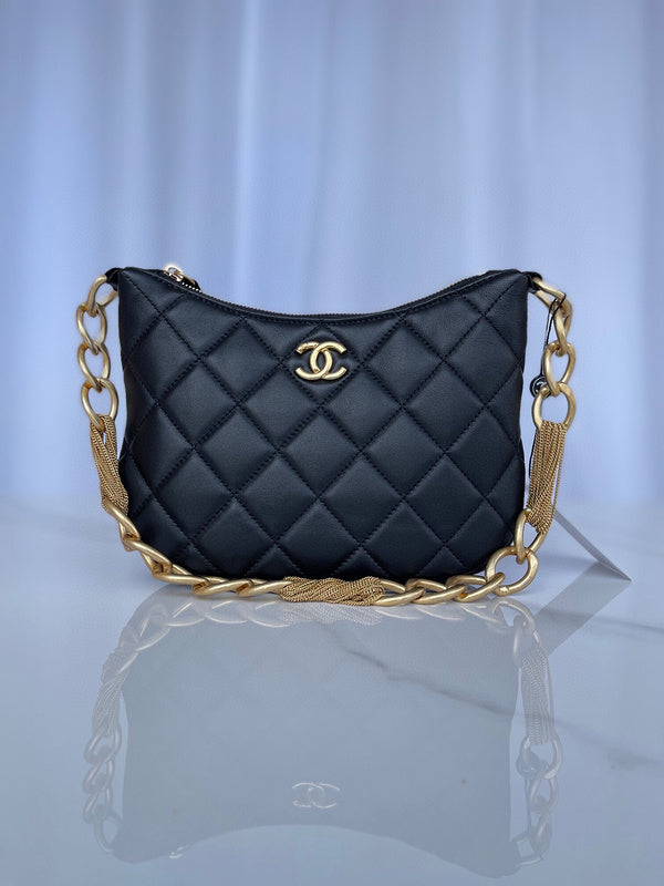 Chanel Luxury Handbag Style 350