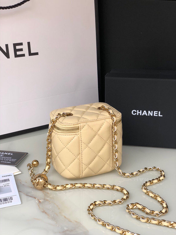 Chanel Luxury Handbag Style 141