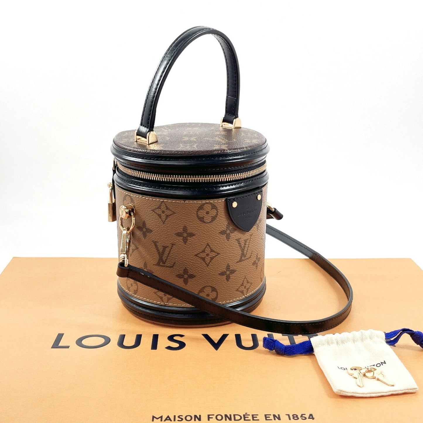 Louis Vuitton  Monogram Monogram Reverse Handbag