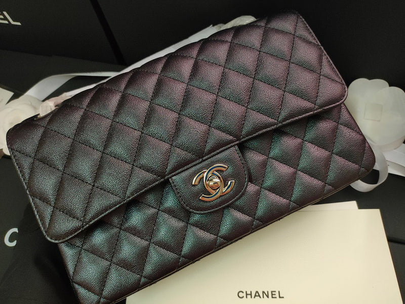 Chanel Luxury Handbag Style 230