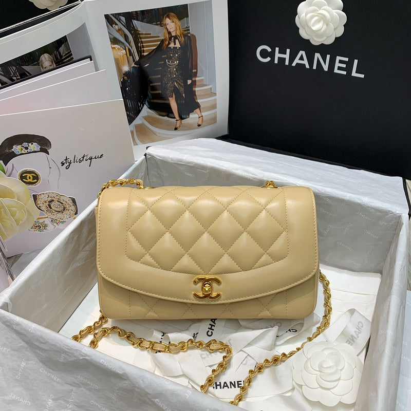 Chanel Luxury Handbag Style 617