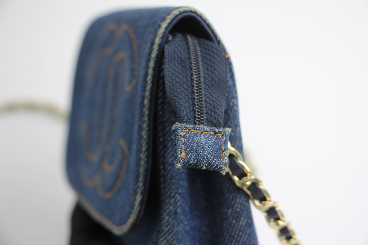 Chanel Luxury Leather Blue Clutch Blue