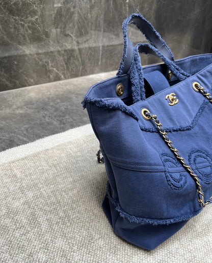 Chanel Luxury Leather Blue Handbag