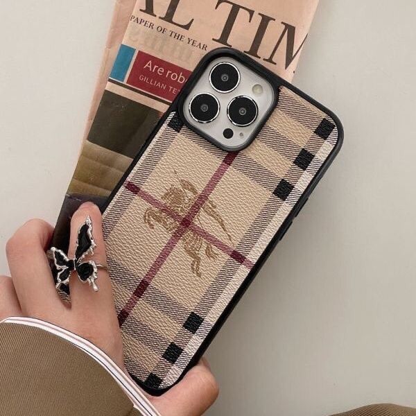 Iphone Case Burberry Style For 12 13 14 15 16 Pro Max Series / 18 Pro / 18 Pro Max